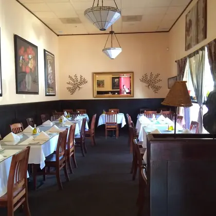 Luna Restaurant, business photo 4