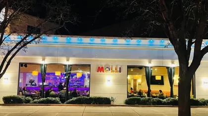 Molli Restaurant & Lounge, business photo 2