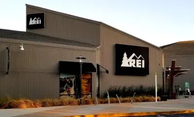 REI, business photo 1