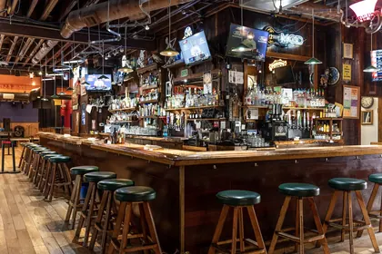 Vinnie's Bar & Grill, business photo 2